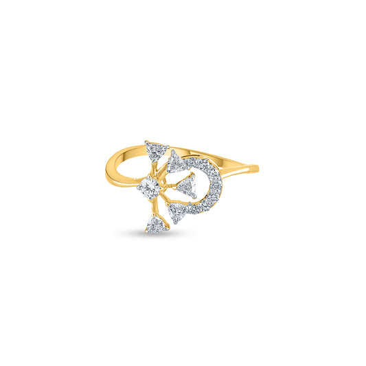 "Purecarat Yellow Gold Geometric Diamond Ring with Round and Triangle Diamond Cluster"