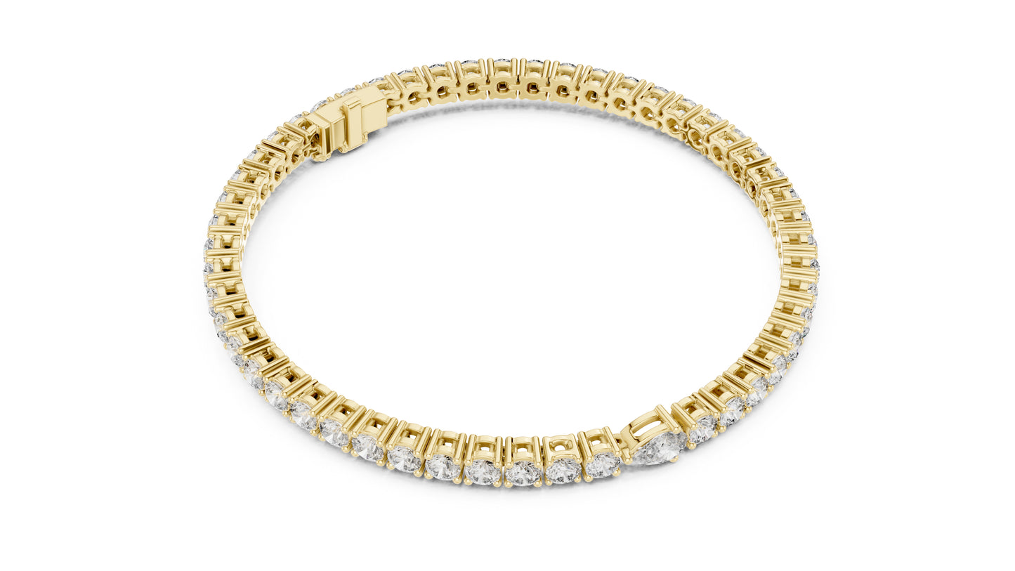 18k Yellow Gold Pear/Round Lab-Grown Diamond Engagement Bracelet for Women | Pure Carat