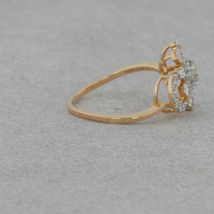 purecarat Gold Swirl Diamond Ring.