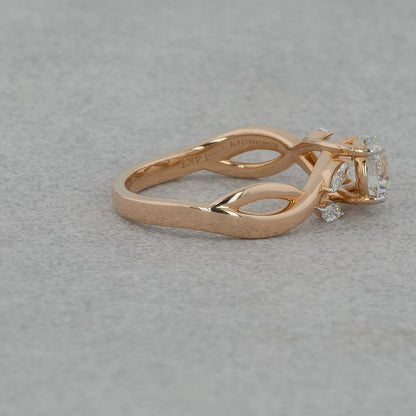 Purecarat 14K Yellow Gold Round Lab Grown Diamond Solitaire Ring