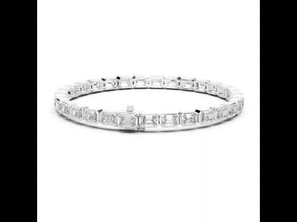 18k Yellow Gold Emerald Lab-Grown Diamond Wedding Bracelet for Women | Pure Carat
